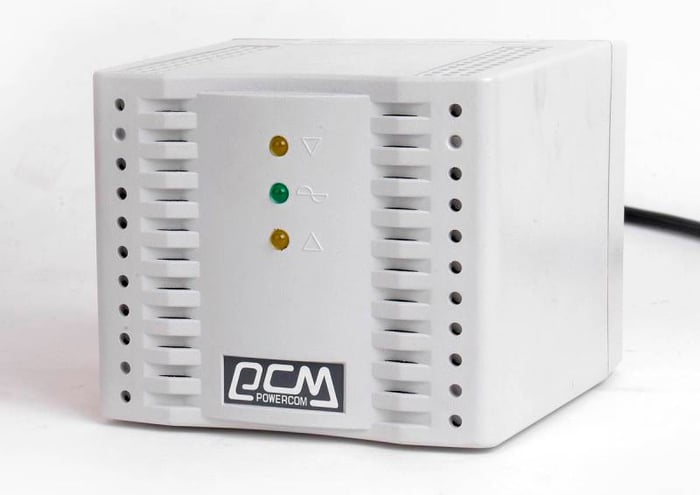 Стабилизатор напряжения POWERCOM TCA-1200 White | Фото 2