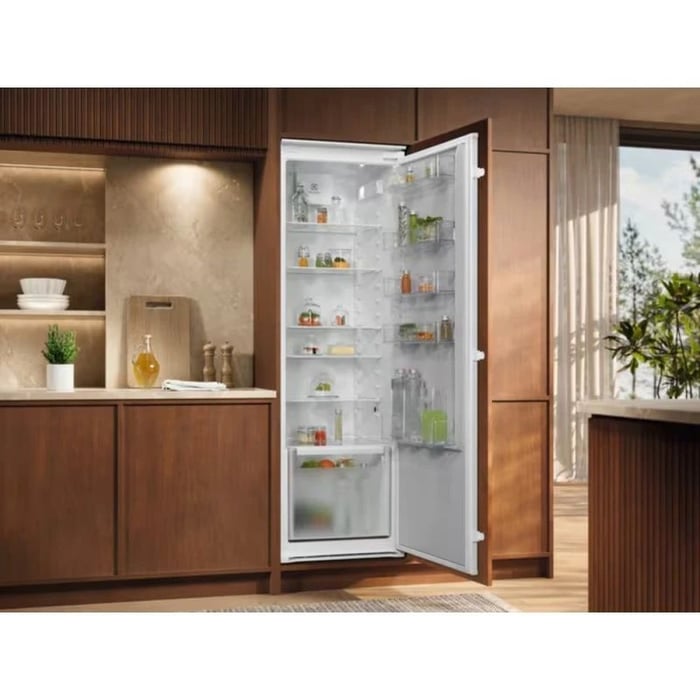 Холодильник встроенный ELECTROLUX ERD6DE18S4 | Фото 3
